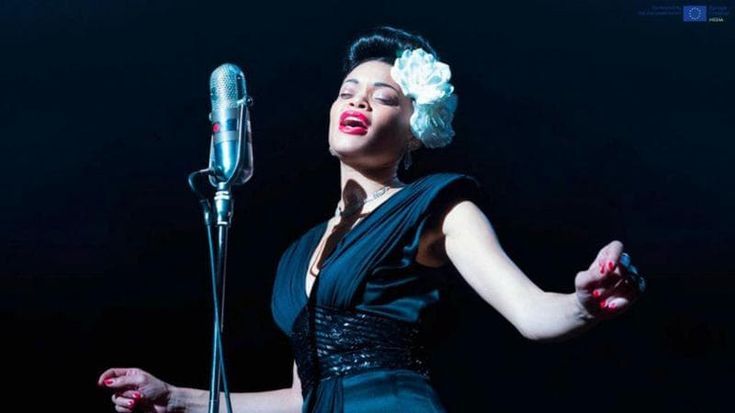 Il lunedì del cinema: Gli Stati Uniti contro Billie Holiday, come riscoprire un'artista magnifica. E incredibilmente coraggiosa