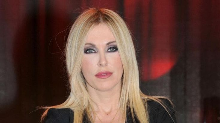 Roberta Bruzzone accusata di “stalking a una collega”: la criminologa verso il rinvio a giudizio
