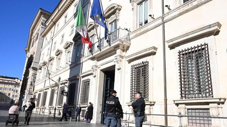 Referendum, il Cdm integra il quesito, la data non cambia. Il Colle: si rispetti la Cassazione