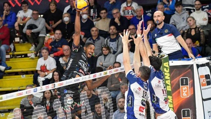 Volley, Superlega: Perugia non sbaglia un colpo. bene Modena
