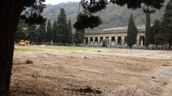 Genova, un nuovo campo per i morti da Covid a Staglieno, Tursi: “Pronti al peggio” 