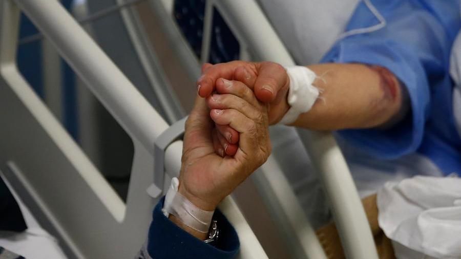 Da giovedì 12 agosto visite di nuovo possibili in ospedale (con Green Pass e regole)