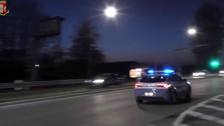 In carcere accusato di aver massacrato di botte la compagna per due anni