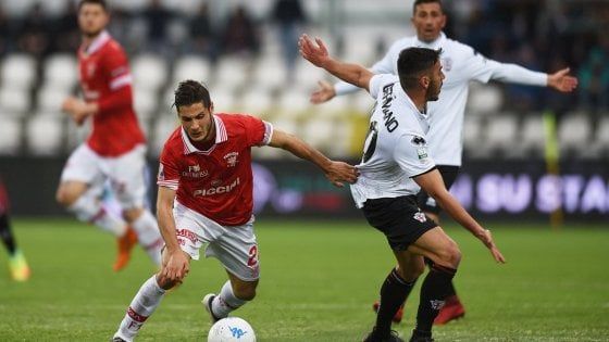 Serie B: Di Carmine fa volare il Perugia, senza reti Brescia-Entella