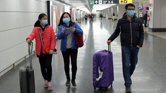 Virus cinese, a Fiumicino cessata allerta. Ma allo Spallanzani "Pronti all'emergenza"