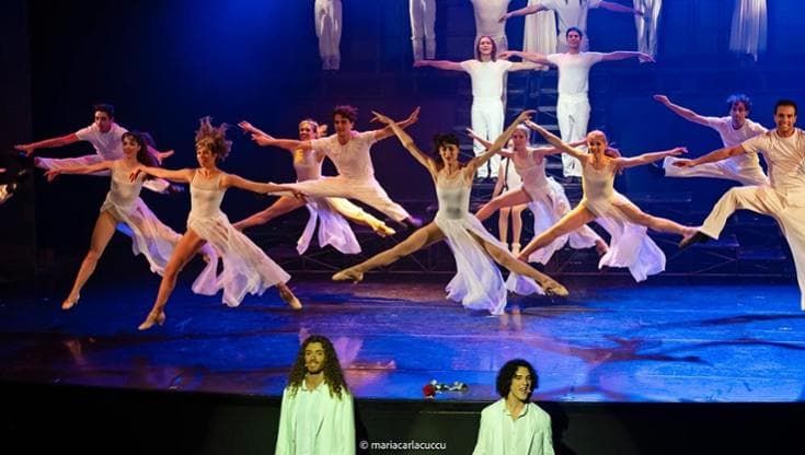 “Sicuramente amici”, il musical della fratellanza, 40 anni dopo torna a Firenze, dove debuttò