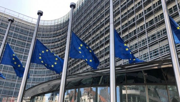 La Ue vara nuove sanzioni anti-Putin, anche Abramovich nella lista nera