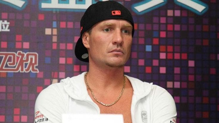 Kostomarov torna a pattinare con le protesi: “Sto reimparando come un bambino”. La sua vita sarà un film