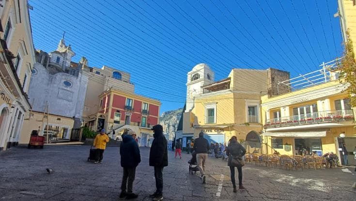 Bar aperti anche d’inverno a Capri, verso un’intesa tra sindaco e commercianti