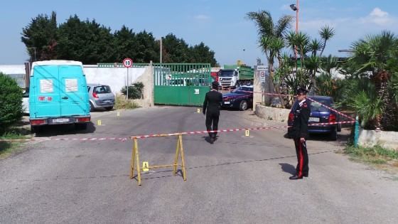 Brindisi, agguato sulla statale 7: imprenditore ferito di striscio, giallo sul movente