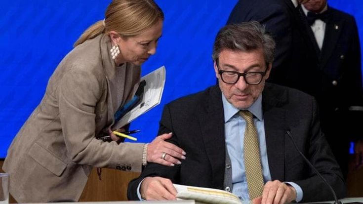 Giorgetti: “Massacrati sulla manovra ma pensiamo di essere nel giusto”