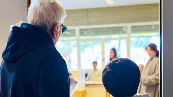 Puglia al voto. Affluenza in netto calo: alle 23 è al 29,4%, dieci punti in meno rispetto al 2020