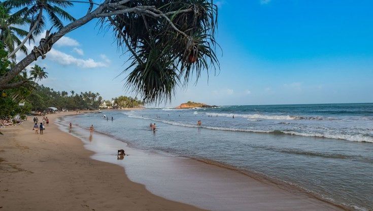 Una 15 enne venduta dalla madre a ministri stranieri, politici locali e marinai. Orrore in Sri Lanka