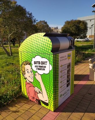 Putignano, la pop art contagia l'isola ecologica