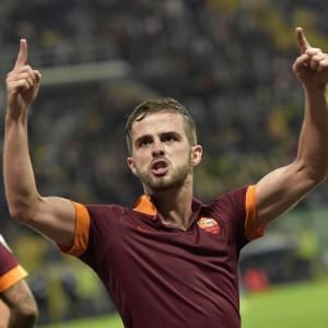 Pjanic: "A Roma la pressione è enorme. La Lazio? Non esiste..."