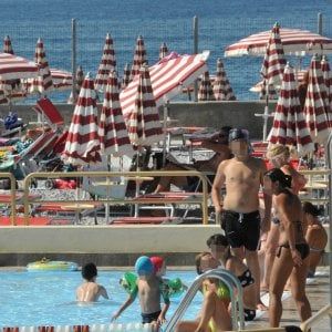 Spiagge, la Corte Ue boccia la proroga delle concessioni all'Italia