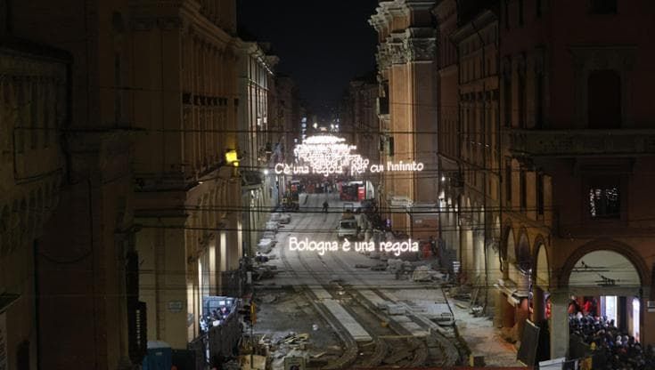 Via Indipendenza libera dal cantiere del tram entro Natale. Ora il rebus è il collaudo