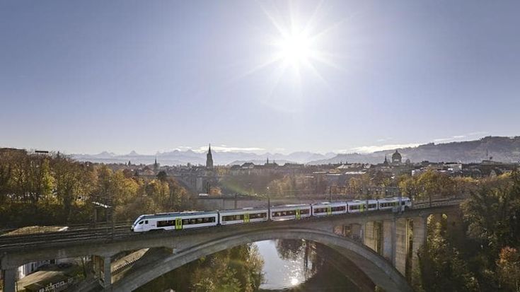 Berna è più vicina con il trenino verde delle Alpi