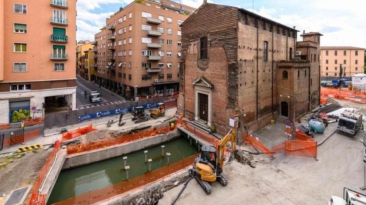 Il canale Reno è riemerso dopo 70 anni. Solo per 10 giorni l’acqua sarà visibile. Ma la foto è già virale