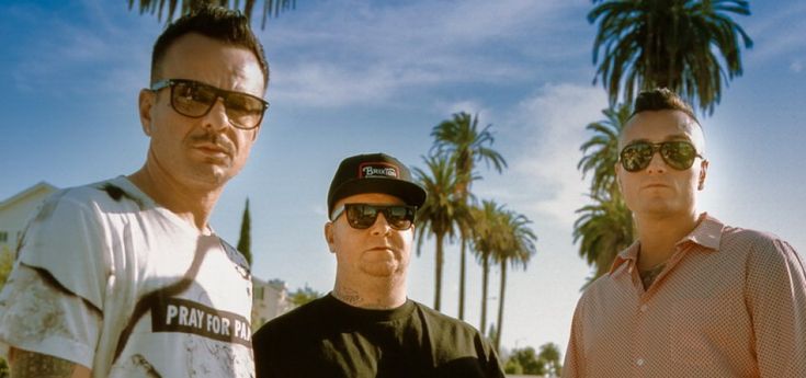 Club Dogo: "Speriamo che i nostri fan non ascoltino noi, ma i loro professori"