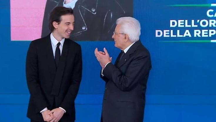 Diodato "cavaliere" da Mattarella per l'attenzione alle associazioni impegnate nelle periferie
