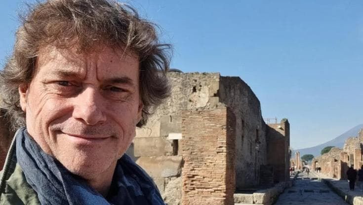 Alberto Angela, gli auguri speciali a Pompei: "Quell'autunno di quasi duemila anni fa..."