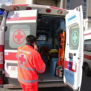 Piacenza, si tuffa nel Po e salva un ragazzino