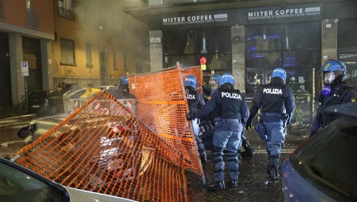 Maccabi e Patrioti, quando Piantedosi impose gli eventi in centro e seguirono incidenti