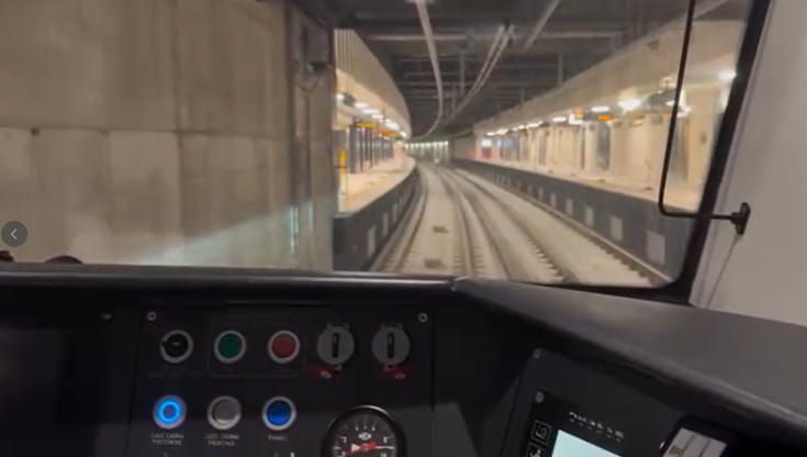 Linea 1, il primo treno arriva alla stazione Tribunale: via ai test notturni, apertura entro l'anno