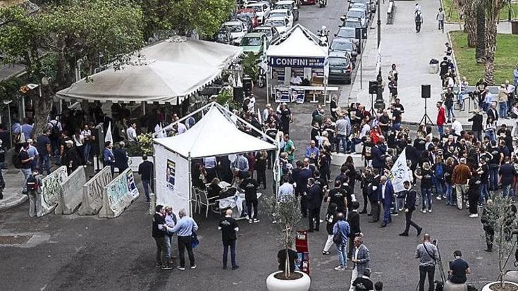 Il gelo di Palermo sui gazebo di Salvini: la Lega resta sola