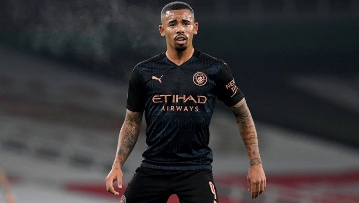 Manchester City, Gabriel Jesus e Walker positivi al Covid