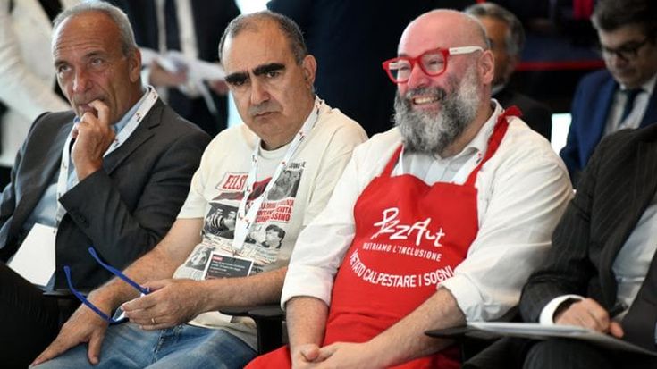 Elio girerà il film sull’autismo “La crepa”: “I protagonisti saranno i ragazzi di PizzAut”