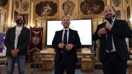 Palermo, dipendente positivo: chiude Palazzo Comitini ma dopo il convegno 