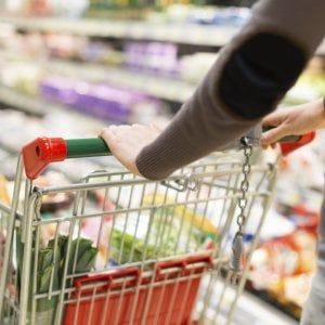 Confesercenti, torna la paura della recessione. L'insicurezza zavorra l'economia