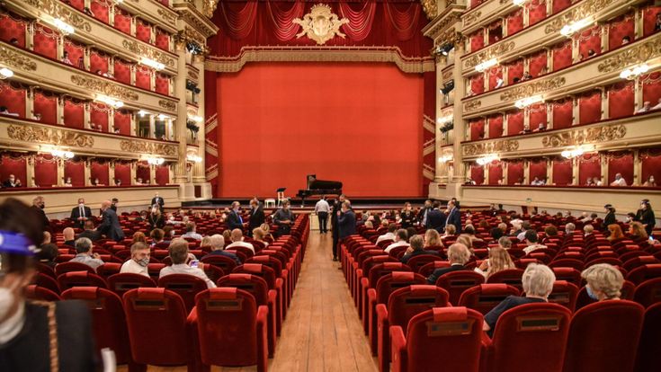 Riaperture, il teatro è prudente: a pieno regime solo a maggio