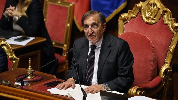 Governo Meloni, le news del 30 ottobre. Polemica su La Russa per il 25 aprile. Berlusconi sull'Ucraina: "Senza armi ma con i miliardi Zelensky forse tratterebbe"
