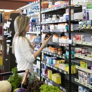 Rimbalza la fiducia di imprese e consumatori a luglio. Stona la manifattura