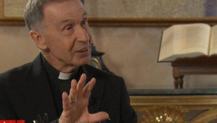 Il Vaticano dice no alla benedizione delle coppie gay: "Forma illecita"