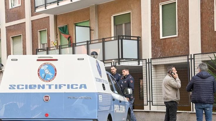 Si getta dal balcone mentre bussano per lo sfratto: morto un uomo di 71 anni a Sesto San Giovanni