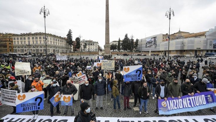 Coronavirus Lazio giallo o arancione? L'ansia dei ristoratori: "Non possiamo essere solo noi gli untori" 
