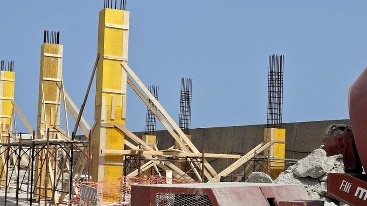 “Lo scempio “ di Ventotene, i milioni del Pnrr finiscono in cemento, ferro e asfalto: la petizione