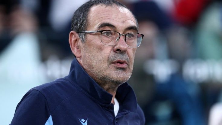 Lazio, Sarri: "Uniti con la società, ma rinforzarsi sarà difficile"