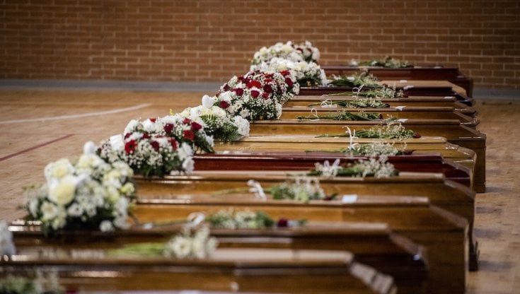 Strage di Cutro, l'arcivescovo di Palermo Corrado Lorefice: “La colpa della strage è delle politiche di Italia e Ue” 