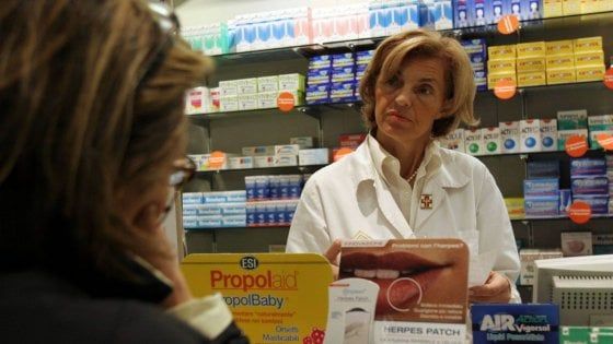 Farmaci: per generici più ricavi ma non compensano i costi 