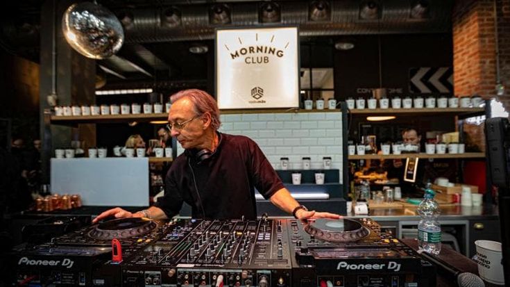 Albertino: “Il Morning Club è un format che mancava. Siamo sorpresi dalla voglia di ballare”