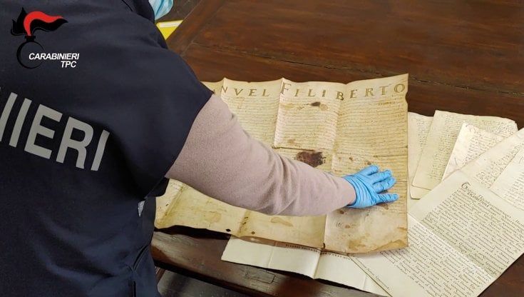 Arciconfraternita dei Battuti Neri: "Così abbiamo salvato i documenti dell'Archivio Savoia firmati da Caterina di Russia"
