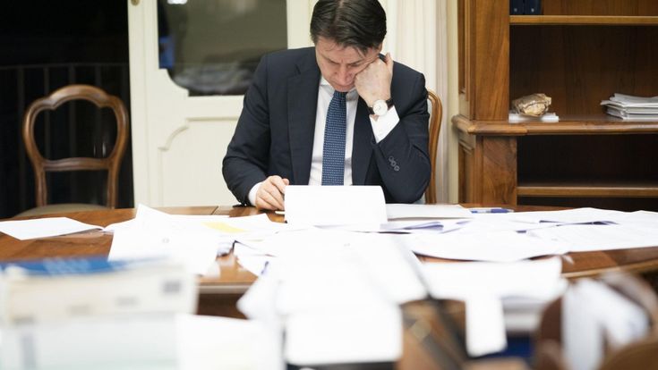 Coronavirus, Conte: “Le nostre rinunce per il bene di tutti.  Seguiamo le regole e l’Italia si rialzerà”