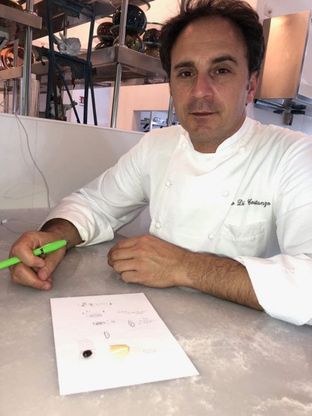 Lo chef bistellato Di Costanzo crea la pasta Ischia: in cottura “abbraccia” il fagiolo zampognaro