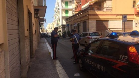 Molfetta, 47enne ucciso dal titolare di un bar: voleva indietro i soldi persi alle macchinette