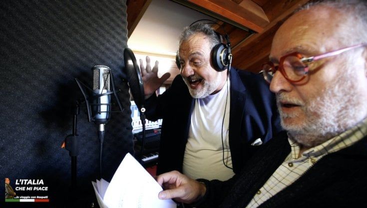Edoardo Raspelli ritorna in tv e racconta l'Italia che gli piace